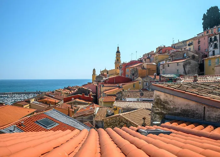 Villa Capodanna, Au Coeur De La Vieille Ville, Maison De Village Avec Magnifique Vue Sur La Mer