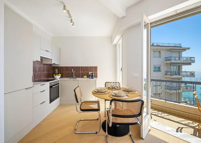 Le Bergasol Terrasse Vue Mer Proche Centre Clim